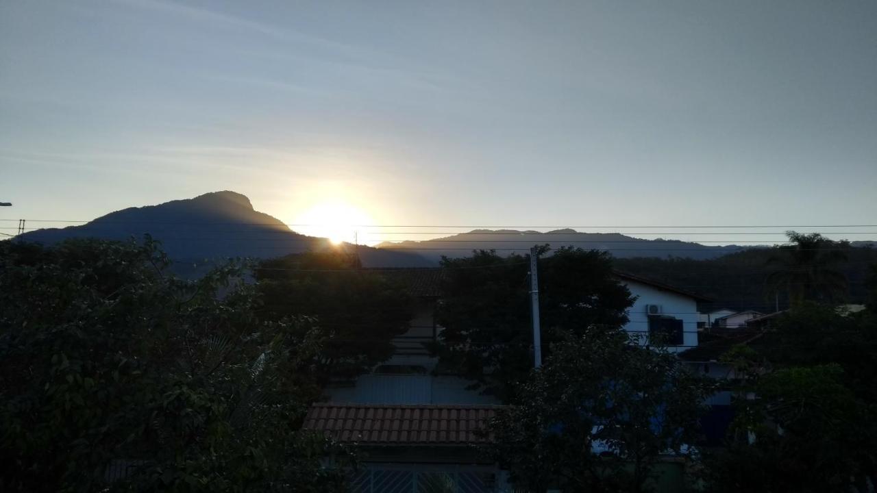 Espaco Aconchego Com Ar-Condicionado E Amplo Jardim Villa Caraguatatuba Eksteriør billede